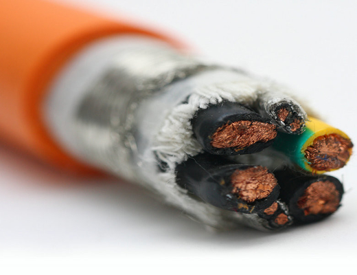 Extremely flexible TPE/PUR control cable with numbered cores for continuous movement